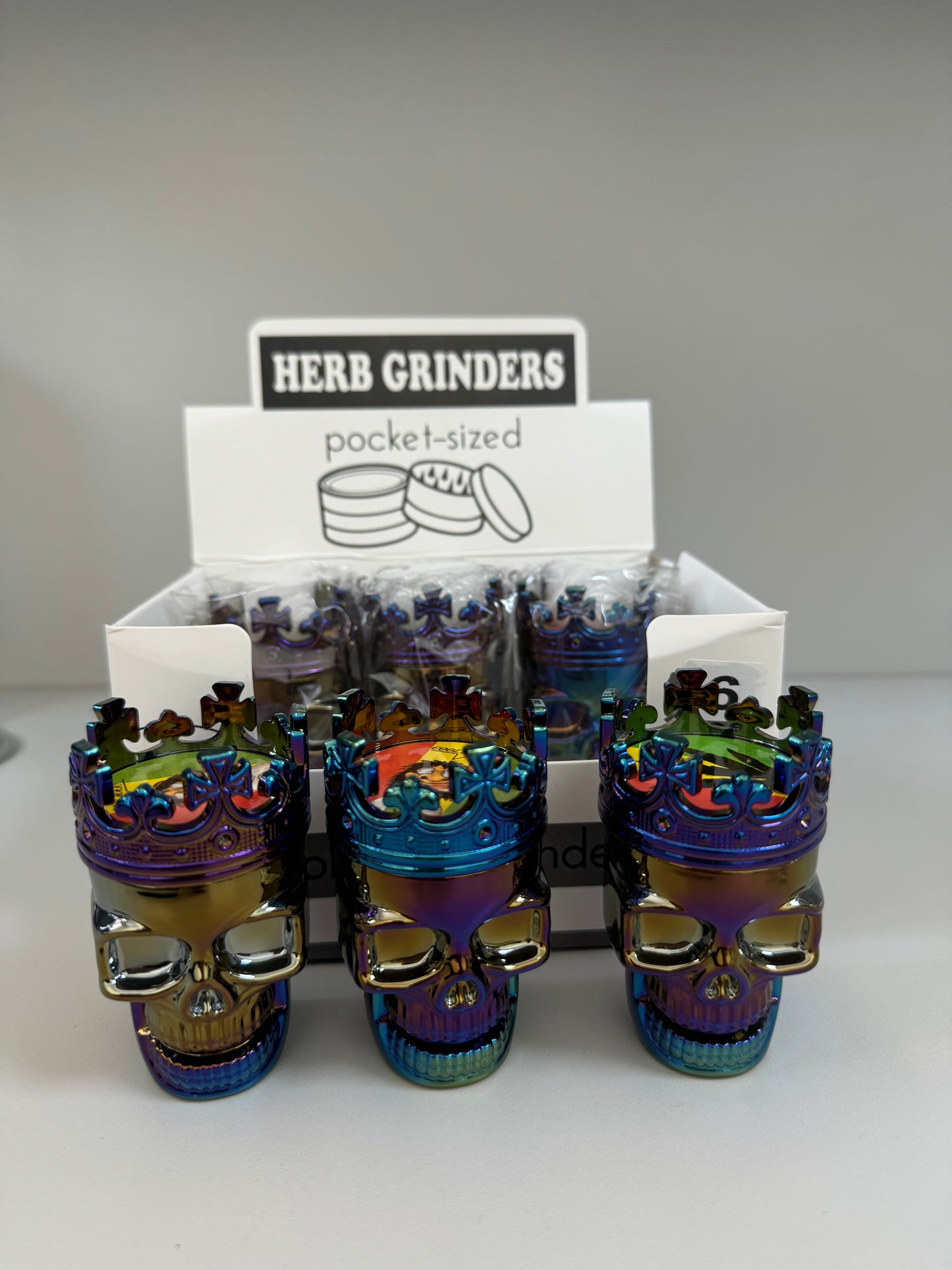 Skull rainbow metal grinder x6